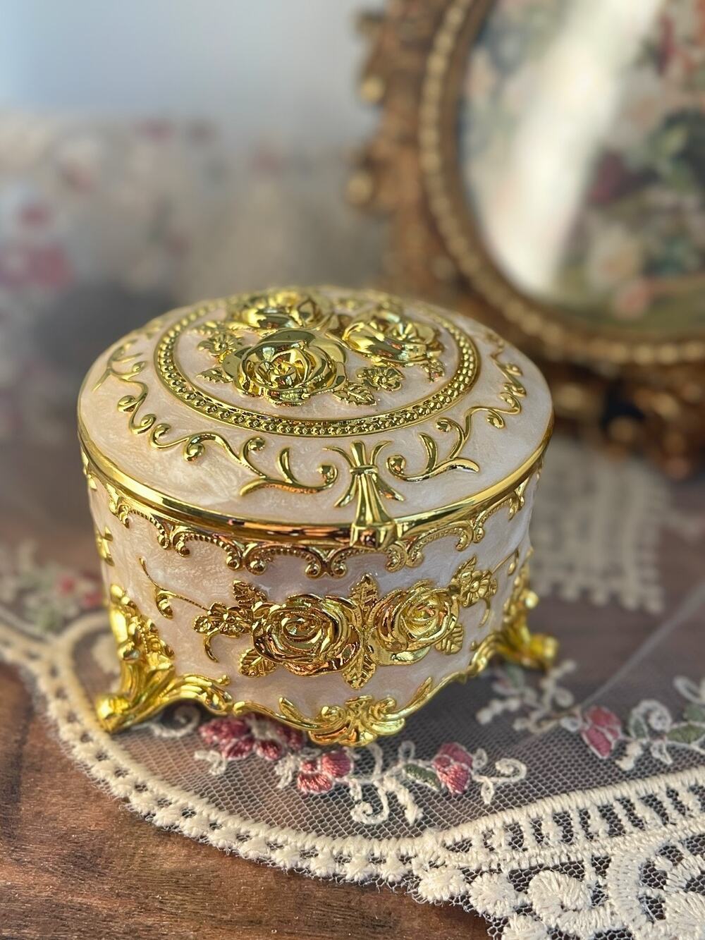 Vintage Style Jewelry Box Gold Rose Trinket Organizer Small Decorative Case